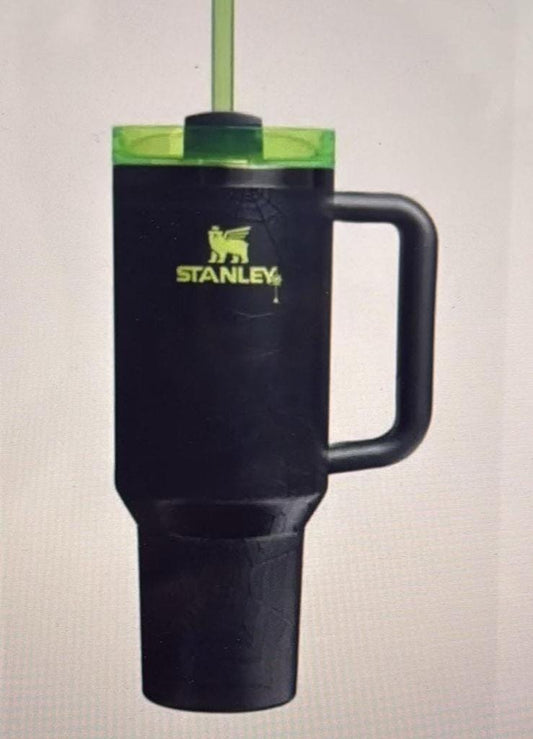 Stanley Quencher H2.0 FlowState 40oz Tumbler - Black