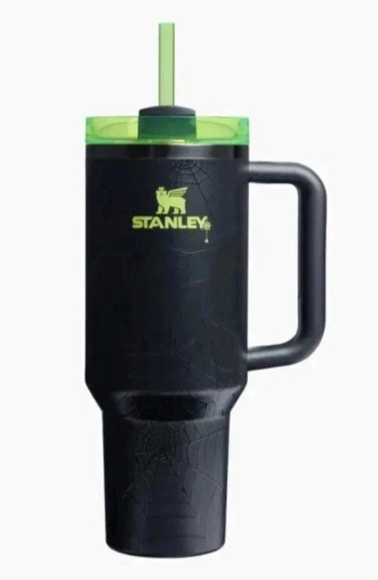 Stanley Quencher H2.0 FlowState 40oz Tumbler - Black
